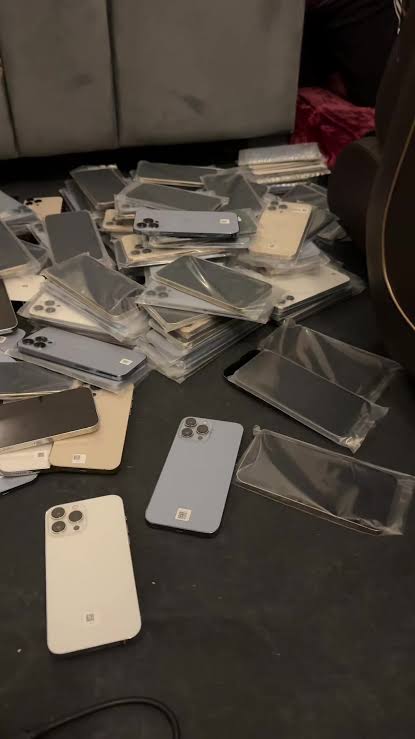Apple iPhone 11 wholesale listing