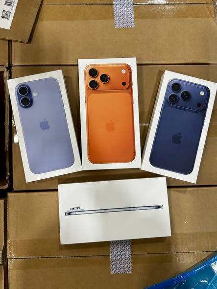 Apple iPhone 17 Pro Max wholesale listing