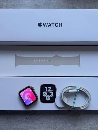 Apple Series 12 wholesale listing